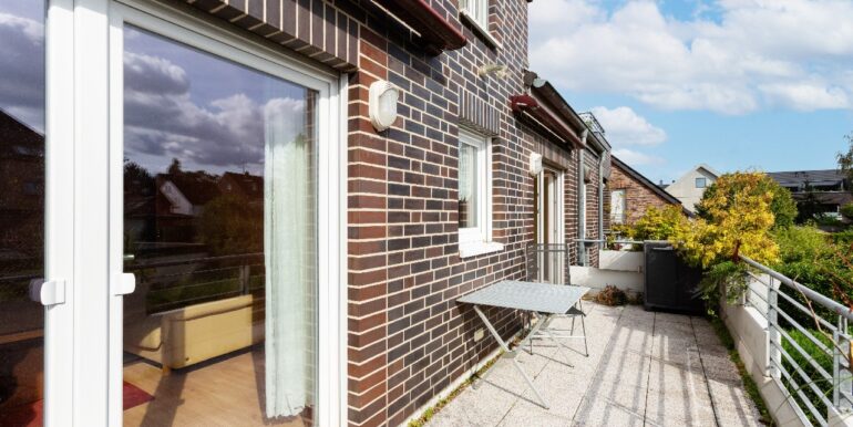 großer Balkon