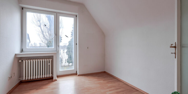 Zimmer 1 OG