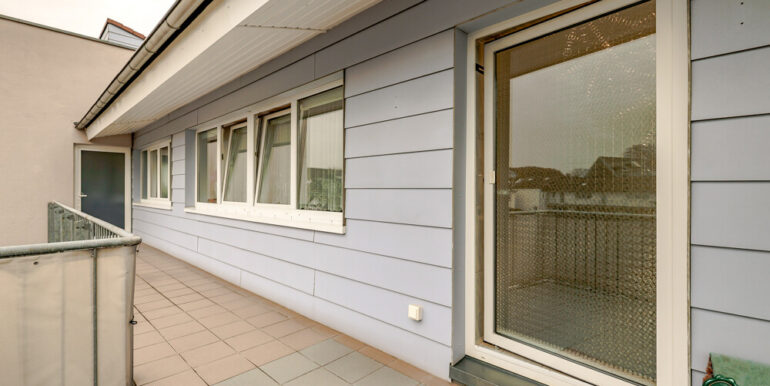 Fluchtbalkon DG