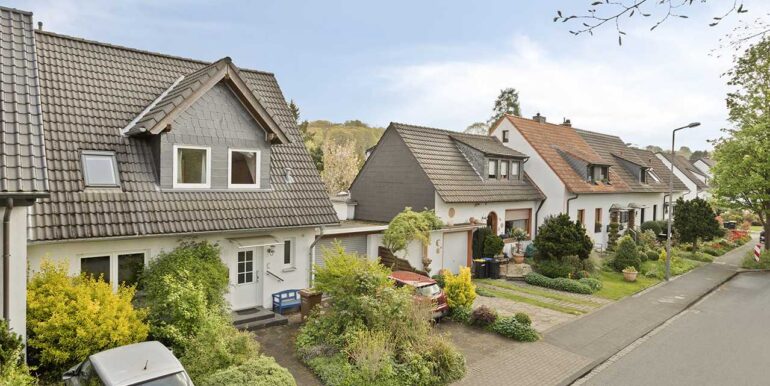 Straßenansicht