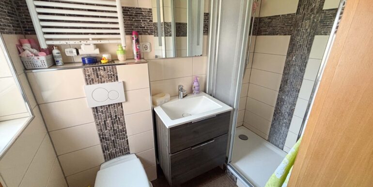 Badezimmer EG