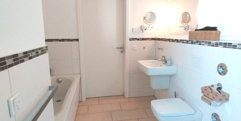 ...und Badewanne