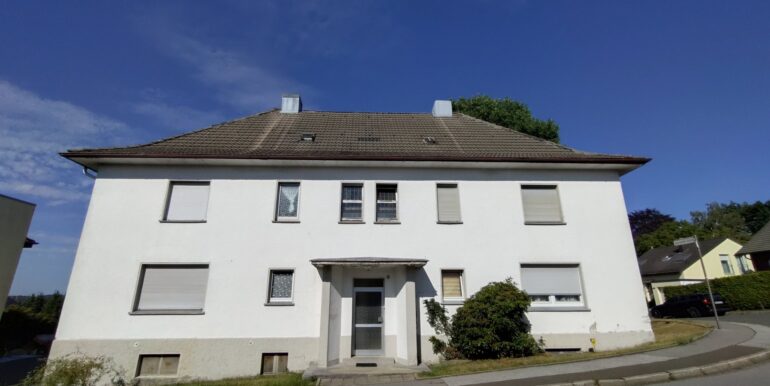 Straßenansicht