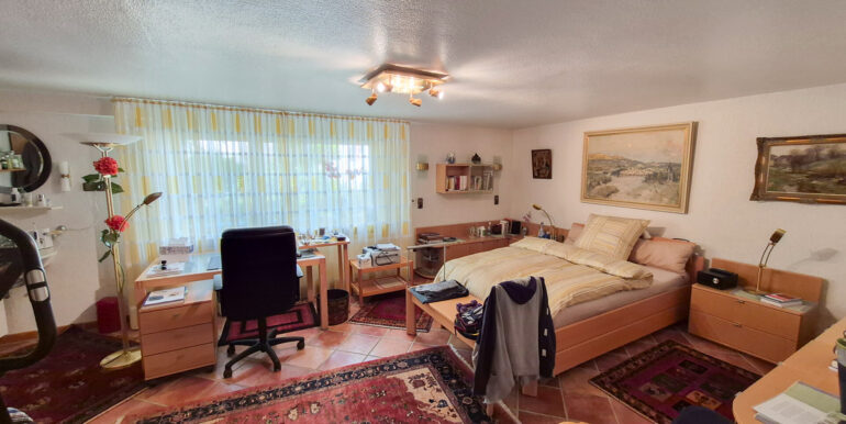 Schlafzimmer UG