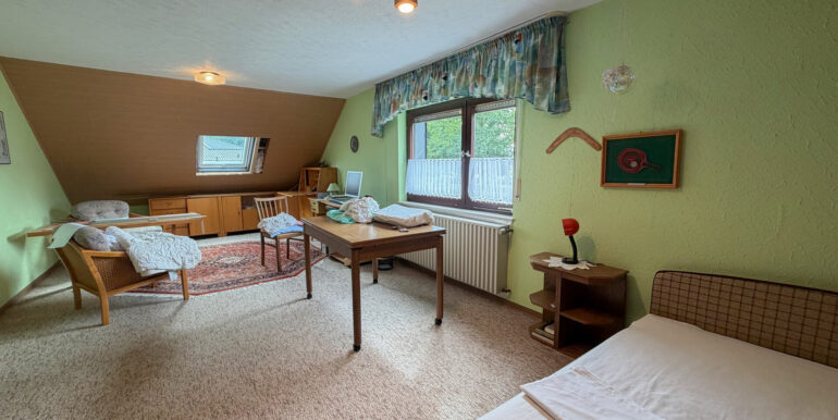 Wohnzimmer DG