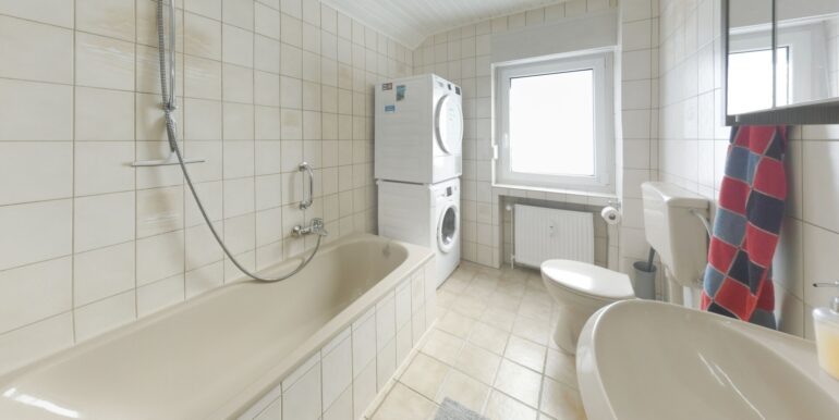 Badezimmer DG
