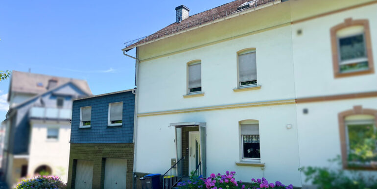 Hausansicht Straße