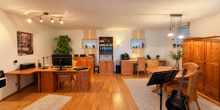 Büro (EG)