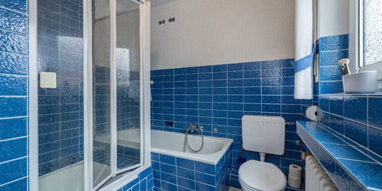 Badezimmer im 1. Obergeschoss