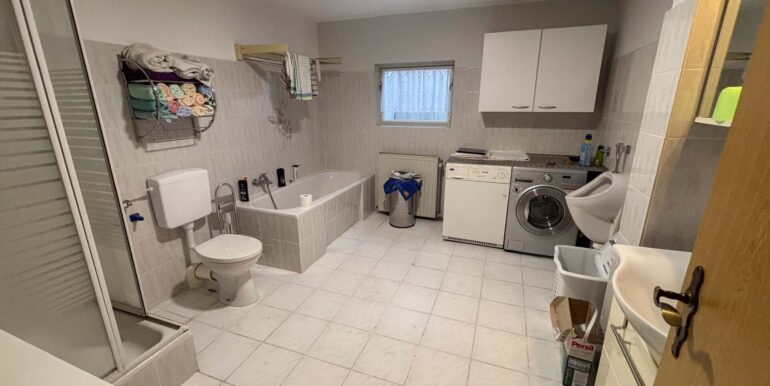 Badezimmer UG