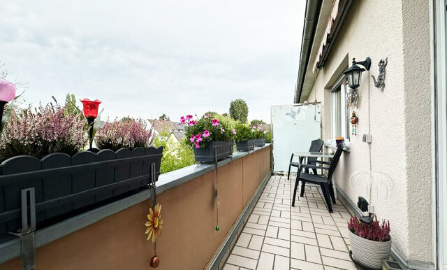 Balkon mit Markise