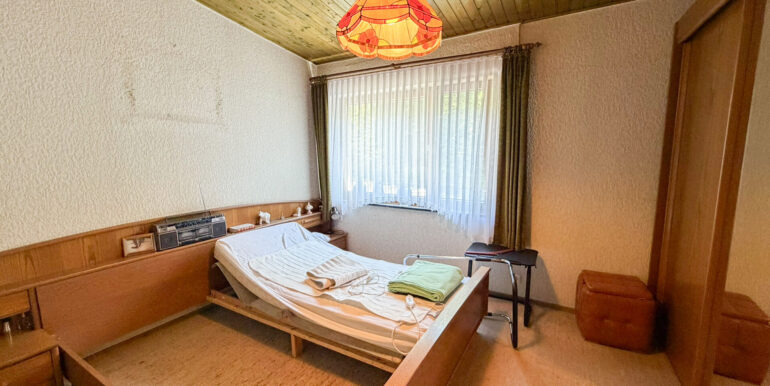 Schlafzimmer Haus2 EG