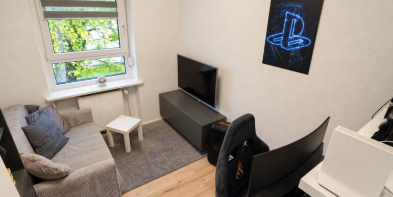 Kinder-/ Arbeitszimmer