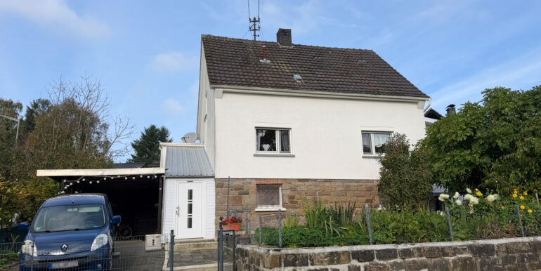 Straßenansicht