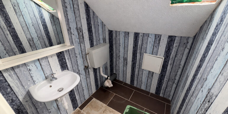 Gäste WC DG