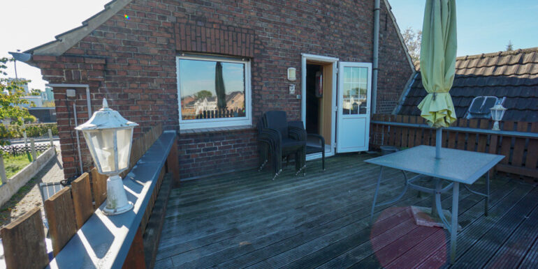 ... und Dachterrasse