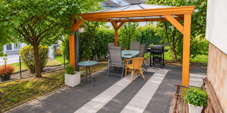 Überdachte Terrasse