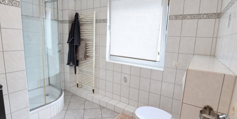 ...Dusche