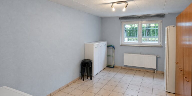 Keller mit...